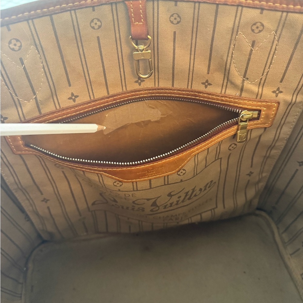 Louis Vuitton Classic Brown Monogram Tote - Picture 7 of 15